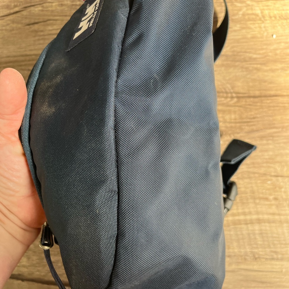 Helly Hansen Dark Navy Belt Bag with HH Patch - Picture 4 of 5
